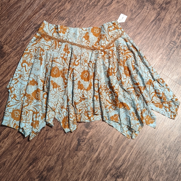 DKNY NWT Floral Skirt - Picture 1 of 5